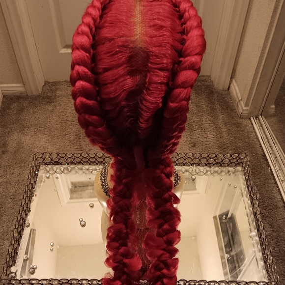 Wig - Picture 3 of 6